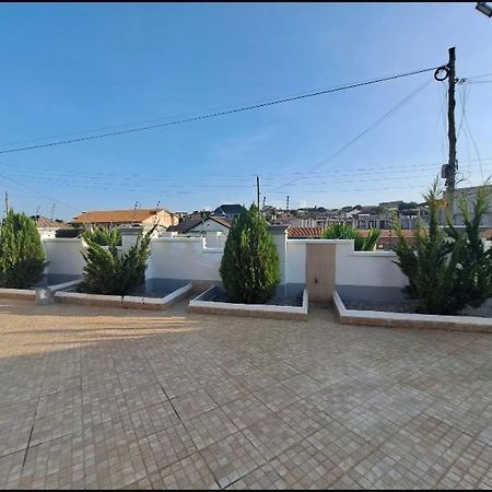Adiebeba Baffour Apartments מראה חיצוני תמונה