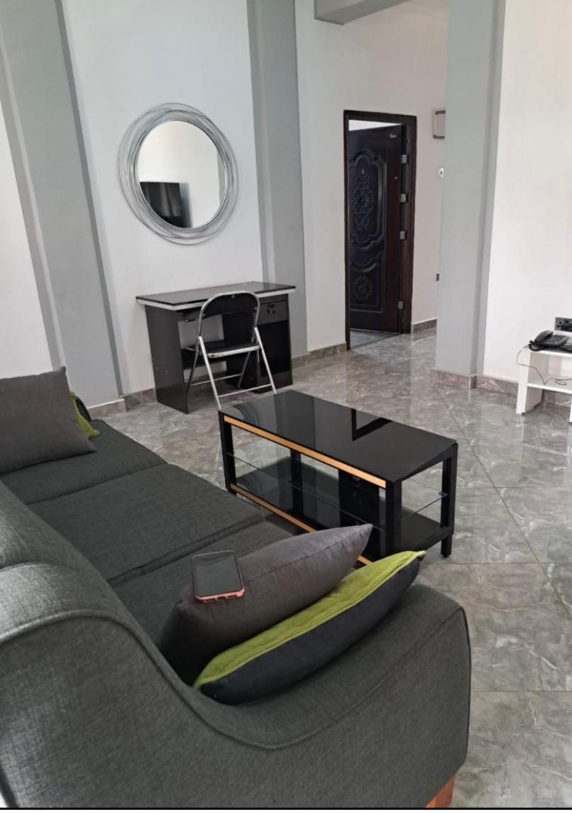 Adiebeba Baffour Apartments מראה חיצוני תמונה