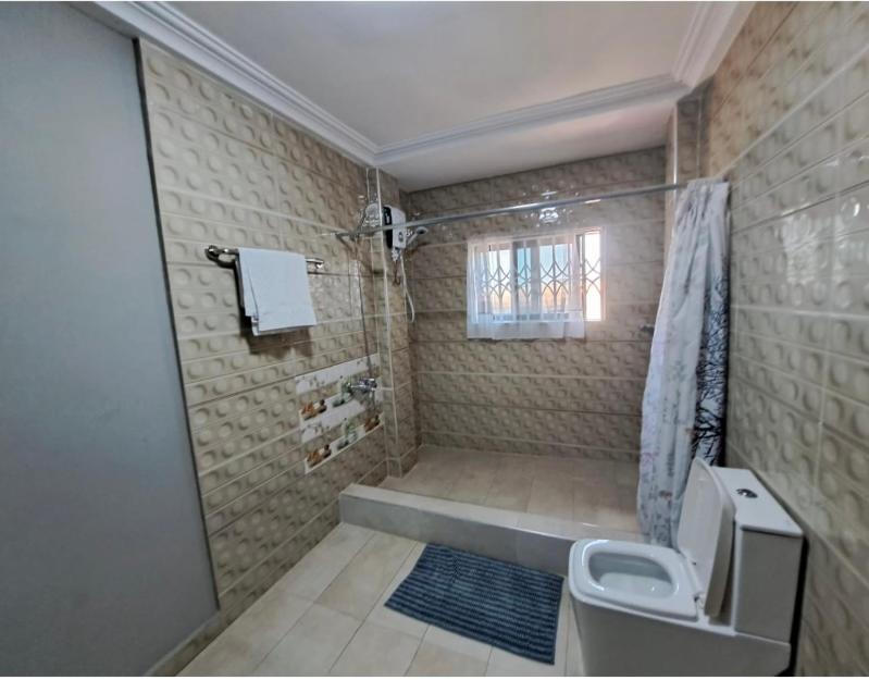 Adiebeba Baffour Apartments מראה חיצוני תמונה