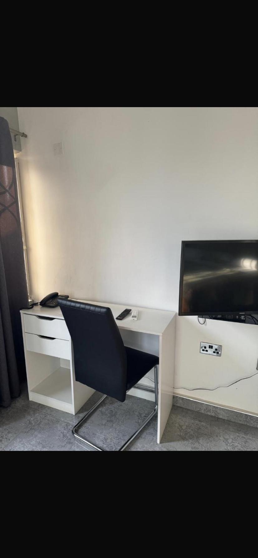 Adiebeba Baffour Apartments מראה חיצוני תמונה