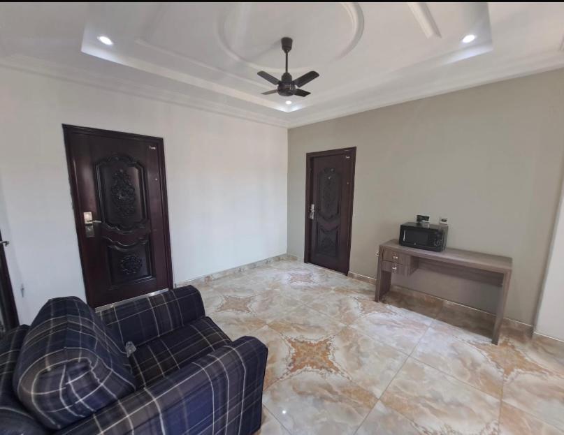 Adiebeba Baffour Apartments מראה חיצוני תמונה