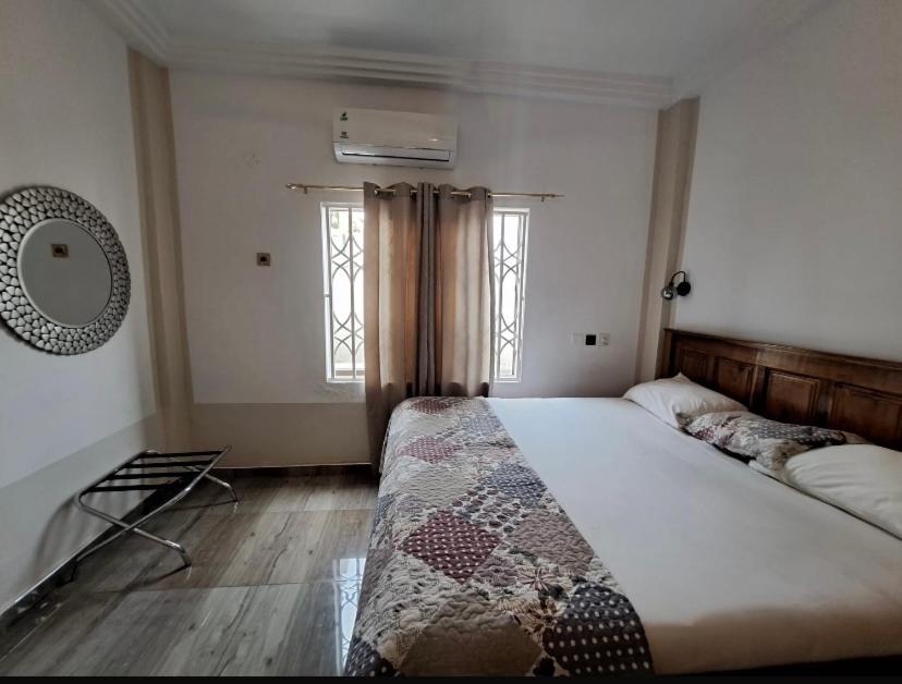 Adiebeba Baffour Apartments מראה חיצוני תמונה